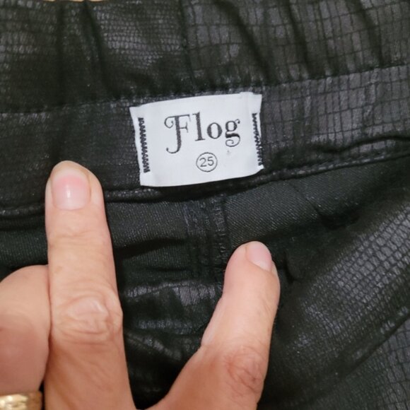 Flog  pants - Picture 3 of 15